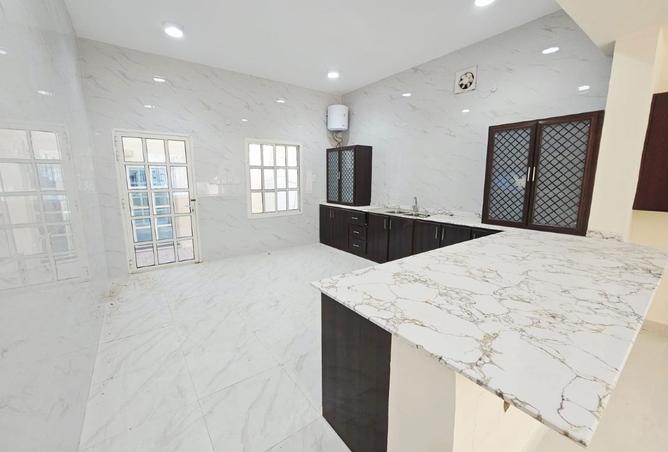939914 - Property Image 2