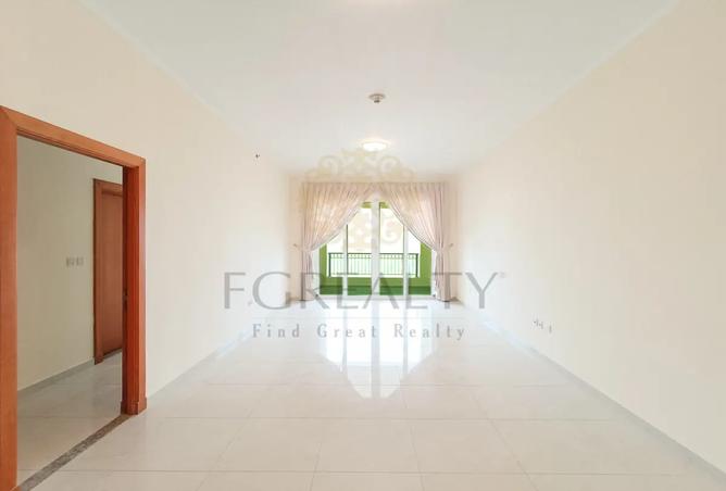 962600 - Property Image 3
