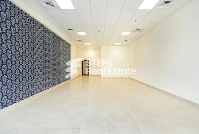 951127 - Property Image 2