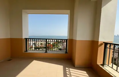 Apartment - 2 Bedrooms - 3 Bathrooms for rent in East Porto Drive - Porto Arabia - The Pearl Island - Doha