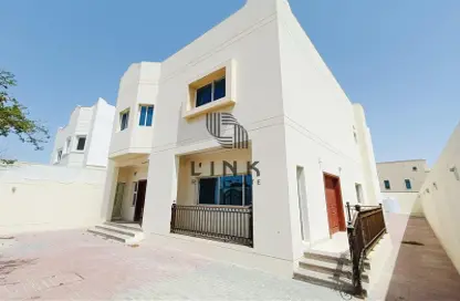 Villa - 6 Bedrooms - 6 Bathrooms for rent in Ain Khaled Villas - Ain Khaled - Doha