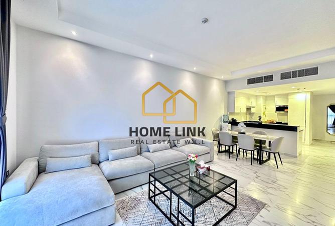 900674 - Property Image 3