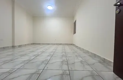 Apartment - 2 Bedrooms - 2 Bathrooms for rent in Al Sadd Road - Al Sadd - Doha