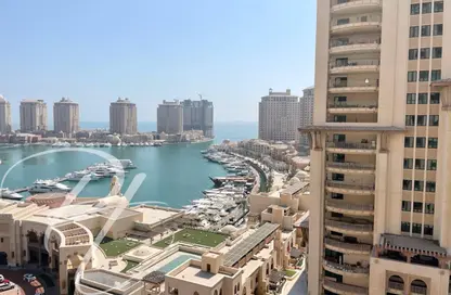 Apartment - 2 Bedrooms - 3 Bathrooms for sale in Tower 7 (Ferrari Tower) - Porto Arabia - The Pearl Island - Doha