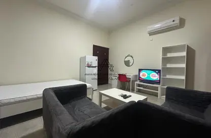 Apartment - Studio - 1 Bathroom for rent in West Bay - West Bay - Doha