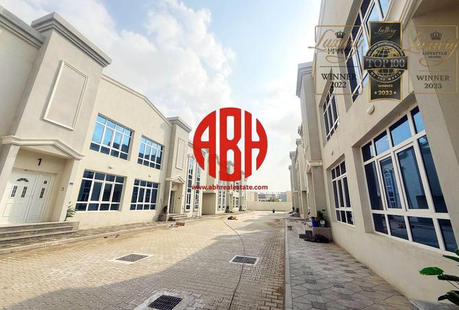 992271 - Property Image 2