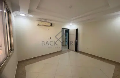 Apartment - 2 Bedrooms - 2 Bathrooms for rent in Al Sadd Road - Al Sadd - Doha