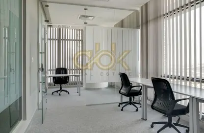 مساحات مكتبية - استوديو - 1 حمام للايجار في برج مارينا 21 - منطقة المارينا - الوسيل