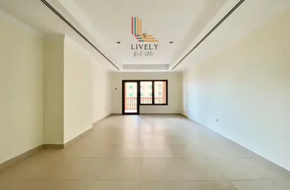 Apartment - 1 Bedroom - 2 Bathrooms for rent in East Porto Drive - Porto Arabia - The Pearl Island - Doha