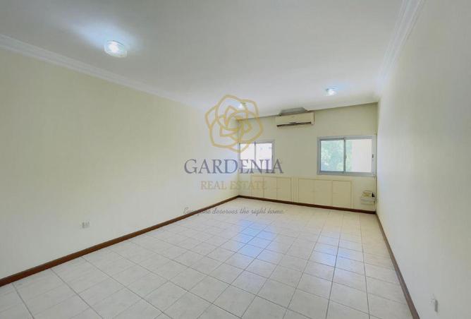 945680 - Property Main Image