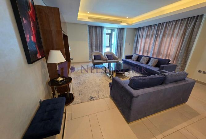 975280 - Property Image 2