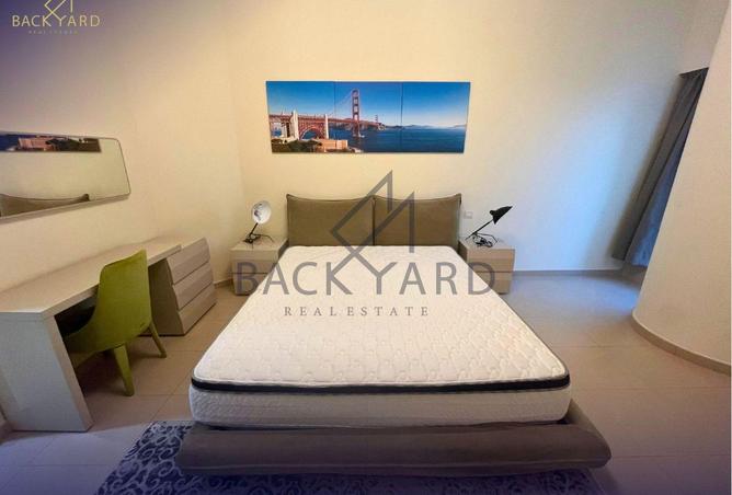 933131 - Property Image 2