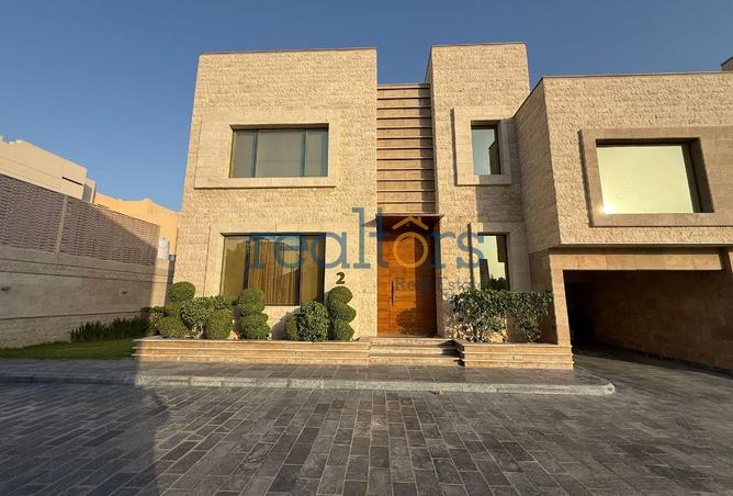 930820 - Property Image 3
