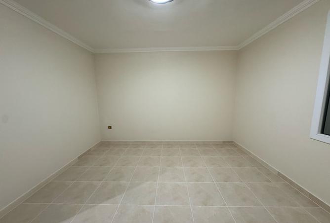 962230 - Property Image 3