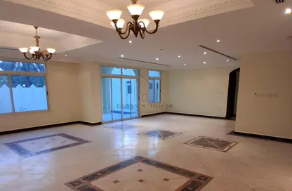فيلا - 4 غرف نوم - 6 حمامات للايجار في فلل واست باي لاغون - وست باي لاجون - بحيرة وست لاجون - الدوحة فيلا - 4 غرف نوم - 6 حمامات للايجار في فلل واست باي لاغون - وست باي لاجون - بحيرة وست لاجون - الدوحة