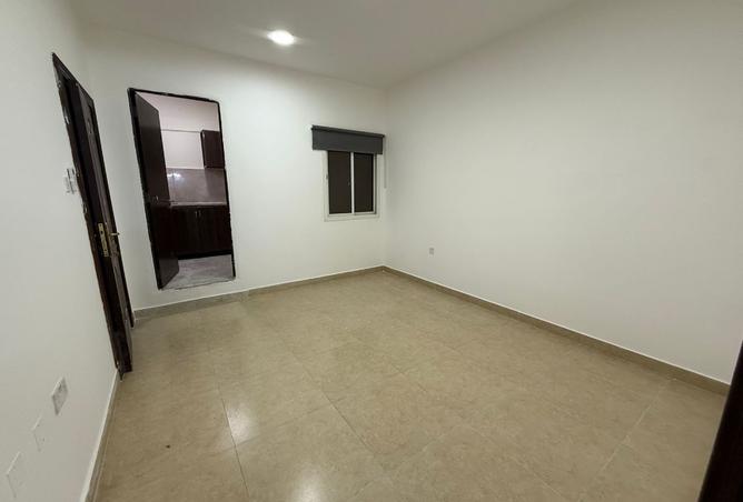 993339 - Property Image 2