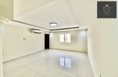 شقة - 3 غرف نوم - 3 حمامات للايجار في الغانم الجديد - الغانم - الدوحة