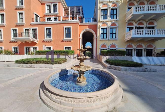 976707 - Property Image 3