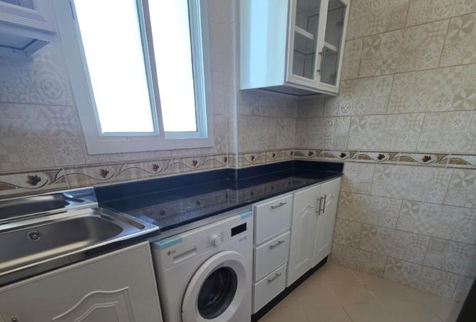 1001088 - Property Image 3