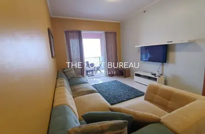 Apartment - 2 Bedrooms - 3 Bathrooms for rent in Viva East - Viva Bahriyah - The Pearl Island - Doha