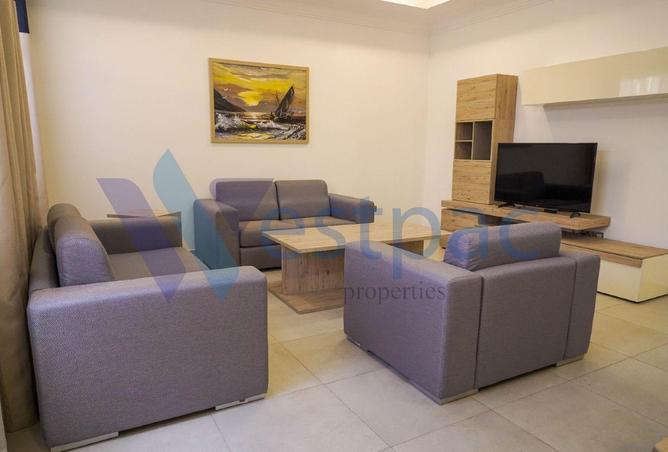 985410 - Property Image 3