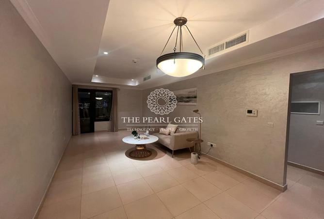 963329 - Property Image 3