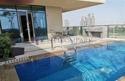 Pool image for: Apartment - 2 Bedrooms - 3 Bathrooms for sale in The Waterfront - Lusail, Image 1
