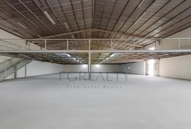 944345 - Property Image 2