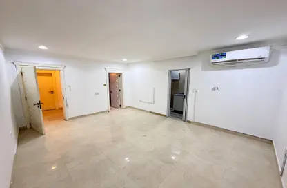 Apartment - Studio - 1 Bathroom for rent in Al Maamoura - Al Maamoura - Doha