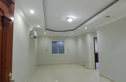 Apartment - 2 Bedrooms - 2 Bathrooms for rent in Royal Plaza - Al Sadd - Doha