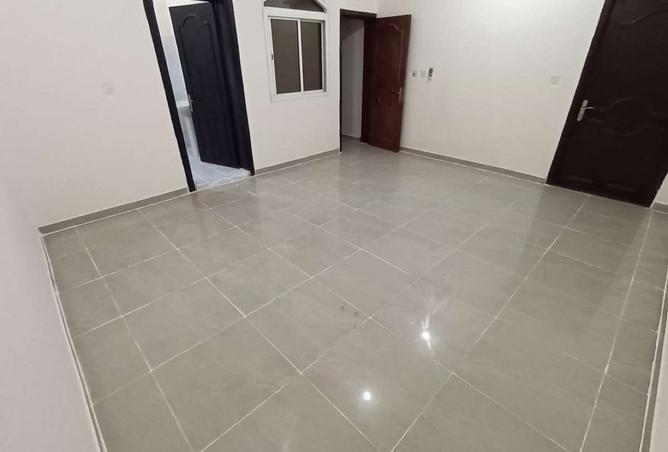 1000486 - Property Image 3