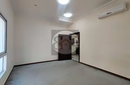 Apartment - 1 Bedroom - 1 Bathroom for rent in Al Mansoura - Al Mansoura - Doha