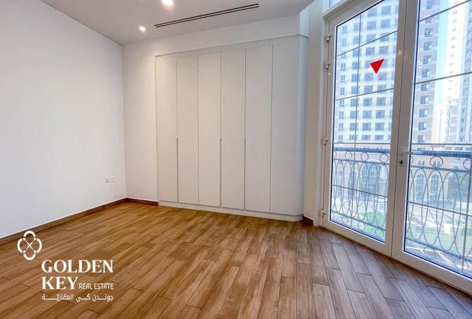 907068 - Property Image 3