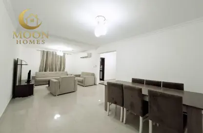 Apartment - 2 Bedrooms - 2 Bathrooms for rent in Umm Ghuwailina 4 - Umm Ghuwailina - Doha