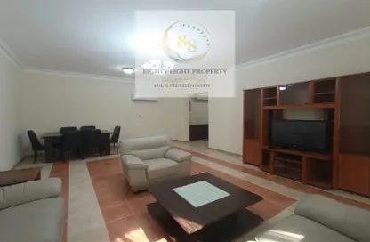 Living / Dining Room image for: Apartment - 2 Bedrooms - 2 Bathrooms for rent in Anas Street - Fereej Bin Mahmoud North - Fereej Bin Mahmoud - Doha, Image 1