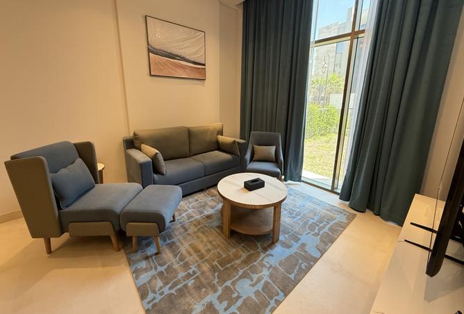 938220 - Property Image 2