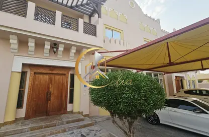 مجمع سكني - 4 غرف نوم - 5 حمامات للايجار في فلل واست باي لاغون - وست باي لاجون - بحيرة وست لاجون - الدوحة