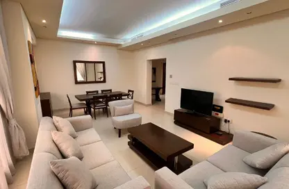 Apartment - 3 Bedrooms - 3 Bathrooms for rent in Al Sadd Road - Al Sadd - Doha