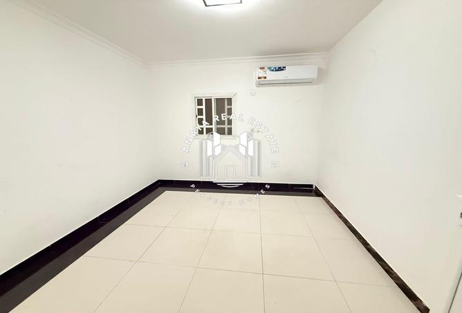 968422 - Property Image 2