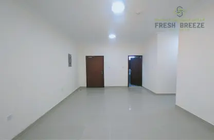 Apartment - 2 Bedrooms - 2 Bathrooms for rent in Madinat Khalifa - Doha