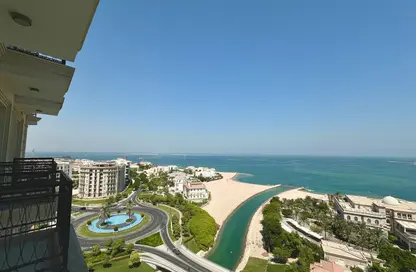 Apartment - 2 Bedrooms - 3 Bathrooms for rent in Floresta Gardens - Floresta Gardens - The Pearl Island - Doha