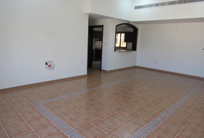 987349 - Property Main Image