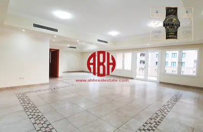 Apartment - 3 Bedrooms - 4 Bathrooms for rent in East Porto Drive - Porto Arabia - The Pearl Island - Doha