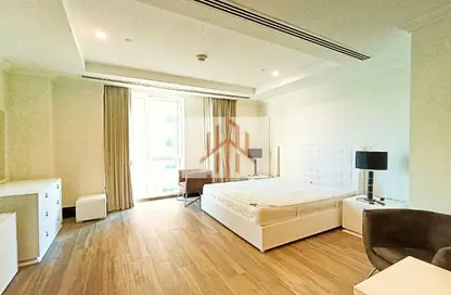 Apartment - Studio - 1 Bathroom for rent in Viva West - Viva Bahriyah - The Pearl Island - Doha