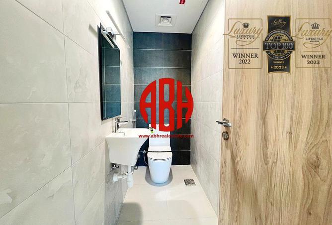 965193 - Property Image 3