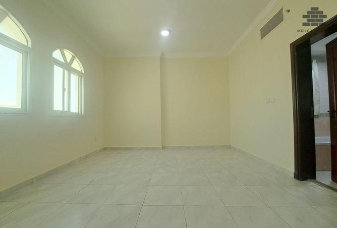 1004646 - Property Image 3