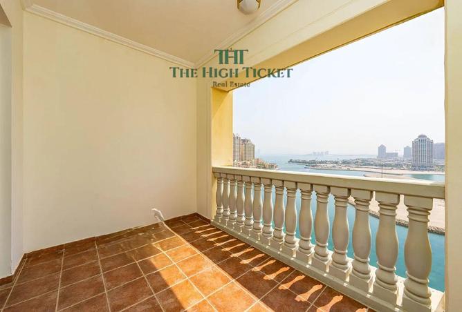 949359 - Property Image 2