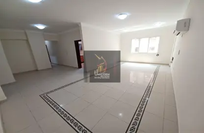 Apartment - 3 Bedrooms - 3 Bathrooms for rent in Anas Street - Fereej Bin Mahmoud North - Fereej Bin Mahmoud - Doha