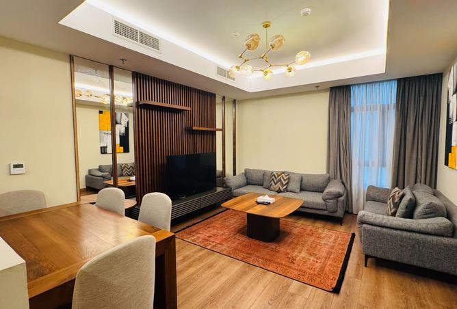 984208 - Property Image 2