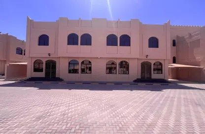 Villa - 5 Bedrooms - 4 Bathrooms for rent in Umm Al Amad - Umm Al Amad - Al Shamal